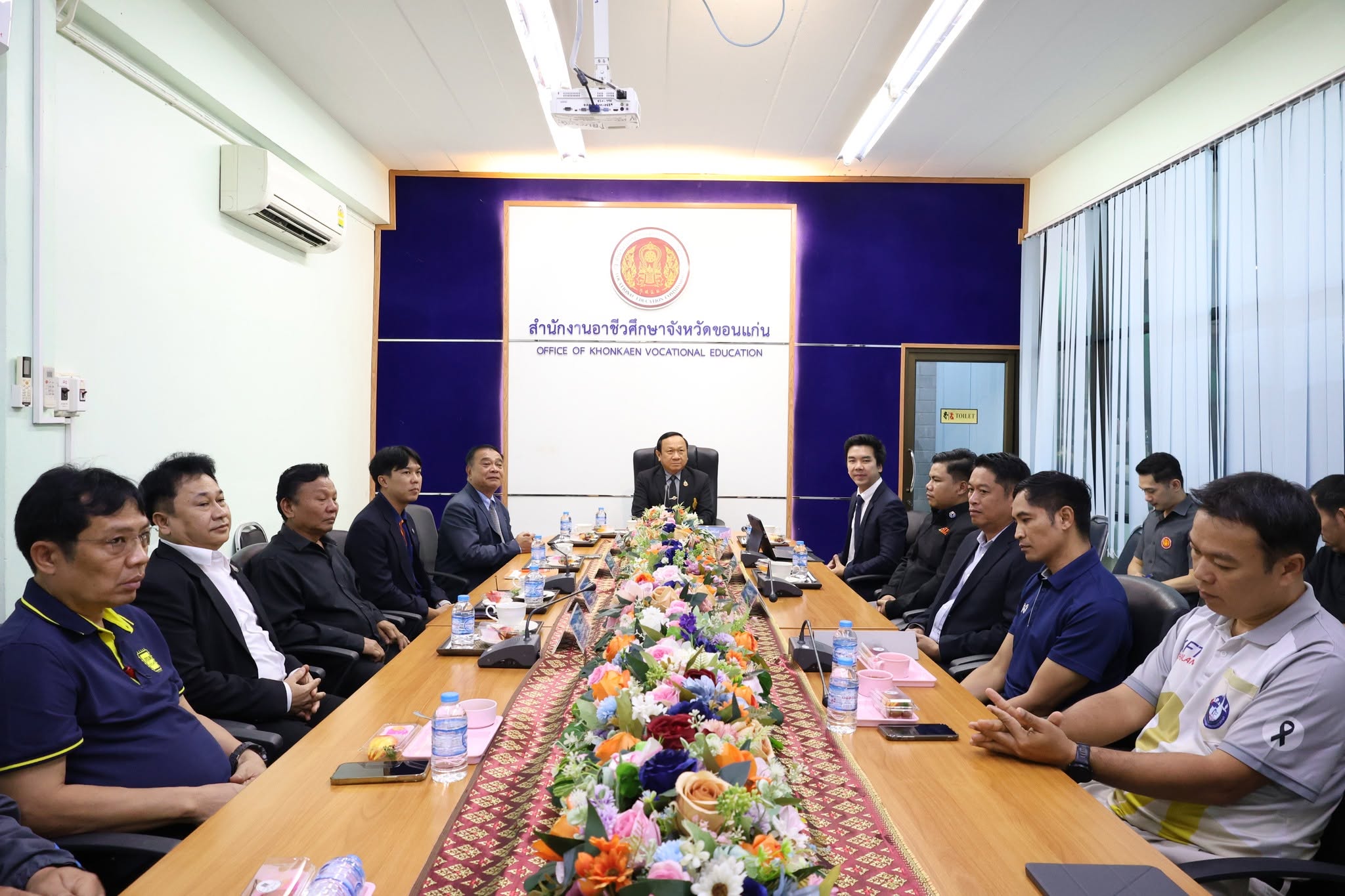 ผู้บริหารและผู้เข้าร่วมพิธีความร่วมมือทางวิชาการ